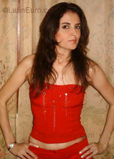 Date this sensual Brazil girl Marineide from Salvador B-136