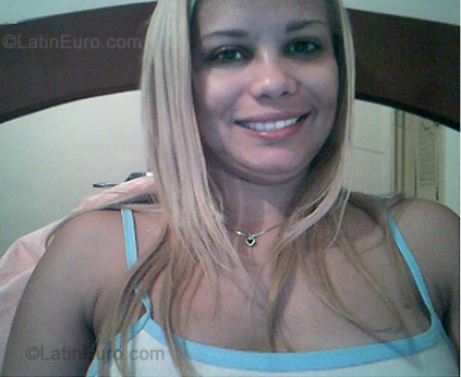 Date this beautiful Brazil girl Kelly from Sao Paulo B-161