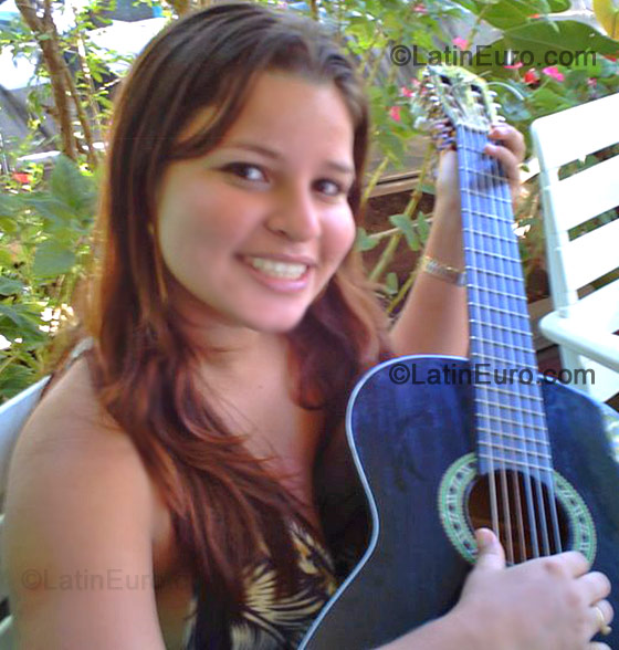 Date this pretty Brazil girl Ana from Imperatriz B-233
