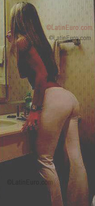 Date this hot Brazil girl Natany from Goiania B-74