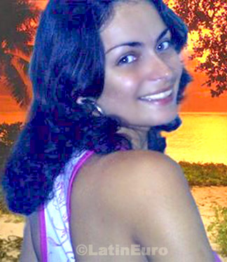 Date this good-looking Brazil girl Patricia from Natal B216