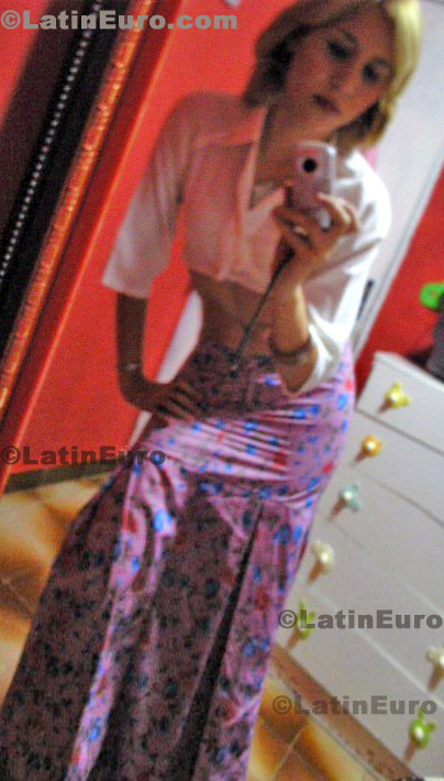 Date this pretty Brazil girl Lidineya from Manaus B393
