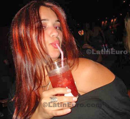 Date this beautiful Brazil girl Deniane from Vitoria B4