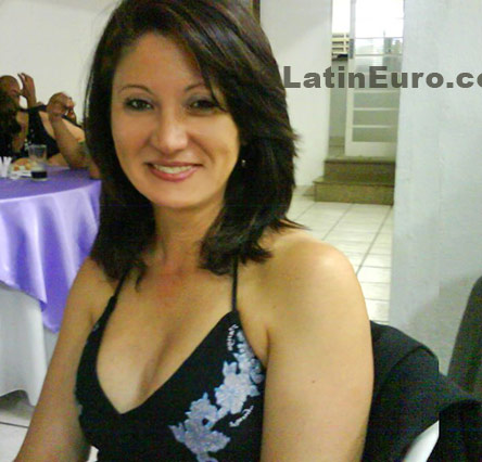 Date this gorgeous Brazil girl Roseli from Santos B456