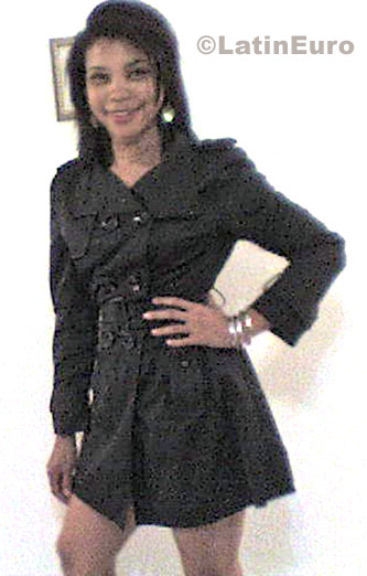 Date this gorgeous Brazil girl Irailde from Curitiba B554