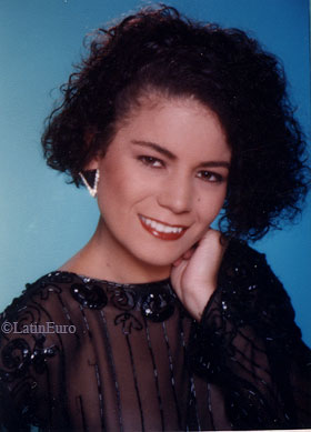 Date this passionate Brazil girl Laisa from PORTO ALEGRE B7887