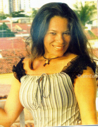 Date this lovely Brazil girl Lidia from Fortaleza B327