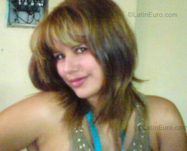 Date this hard body Honduras girl Karen from San Pedro Sula N-1607