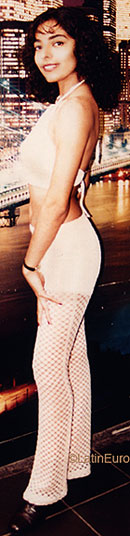Date this attractive Honduras girl Delmy from La Ceiba N2450