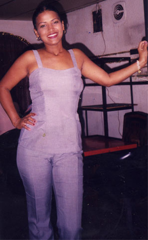 Date this cute Panama girl Salome from  N3171