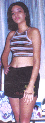 Date this pretty Panama girl Giovaneth from  N3519