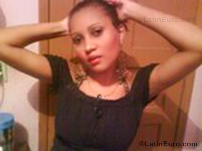 Date this pretty Brazil girl Joseane from Ipanema BR173