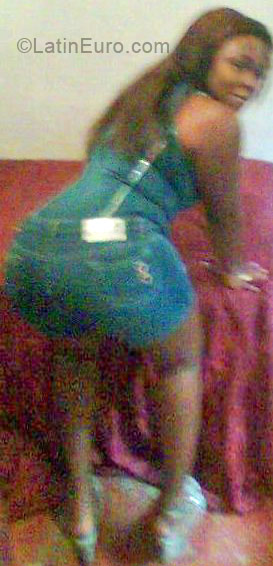 Date this delightful Brazil girl Denise from Rio De Janeiro BR238