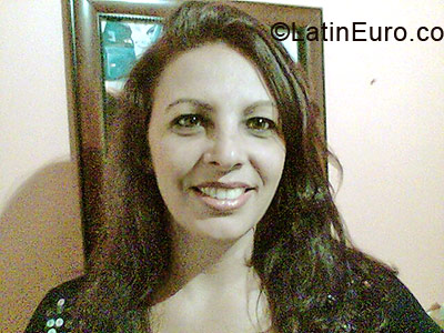 Date this good-looking Brazil girl Joseane from Curitiba BR293