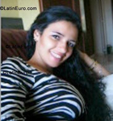 Date this delightful Brazil girl Carla Graciela from Rio De Janeiro BR544