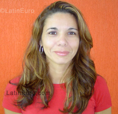 Date this tall Brazil girl Kelly Cristina from Tubarao BR712