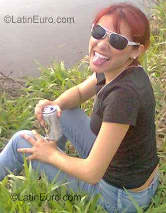 Date this good-looking Brazil girl Gisele from Ortigueira BR855