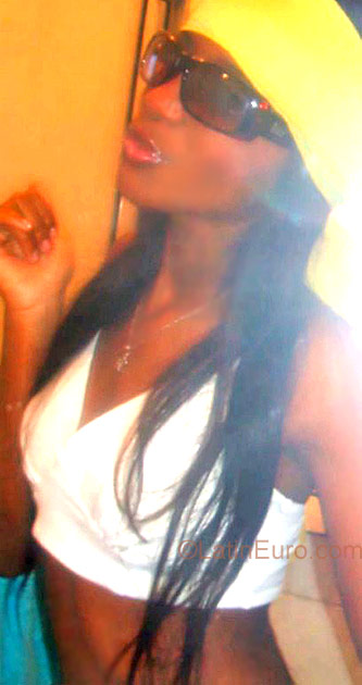 Date this athletic Brazil girl Isabela from Campo Grande BR921