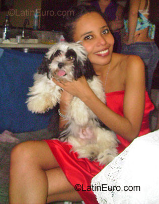 Date this good-looking Brazil girl Dalila from Santo Andre BR937