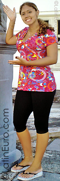 Date this nice looking Brazil girl Nilva Suziu from Sao Luis BR946