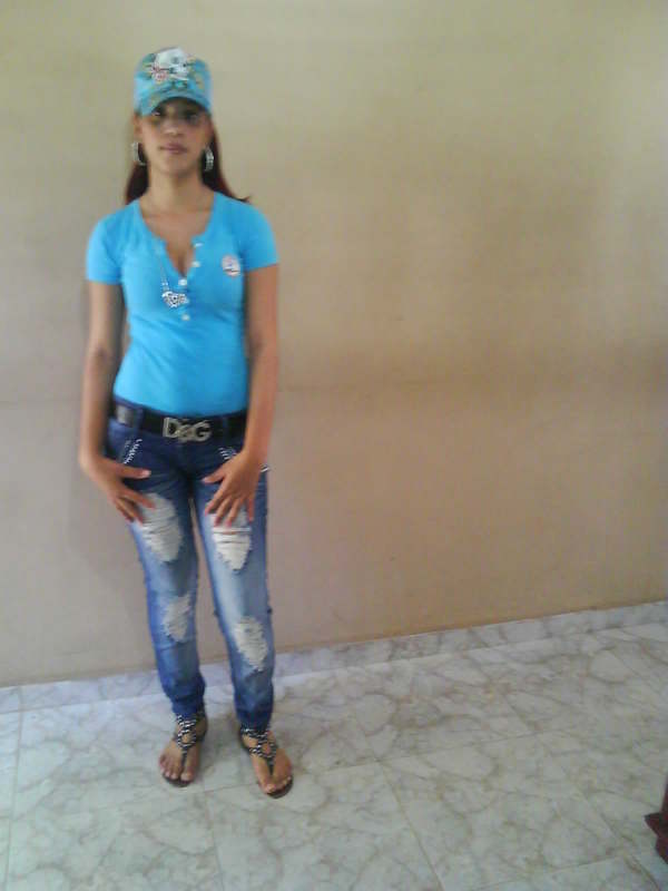 Date this funny Brazil girl Lora from Dfdf BR1501