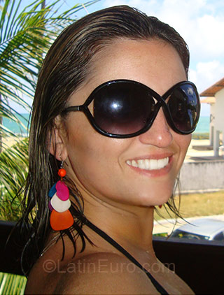 Date this voluptuous Brazil girl Sibely from Itapetininga BR1714