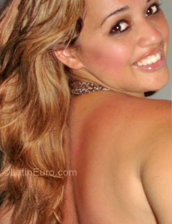 Date this delightful Brazil girl Sonara from Cariacica BR1820