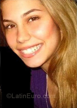 Date this tall Brazil girl Roberta from Fortaleza BR1998