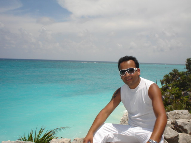 Date this gorgeous Colombia man JORJAS from Bogota CO2719