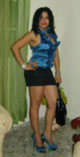 Date this good-looking Spain girl Vicky from Madrid DO4346