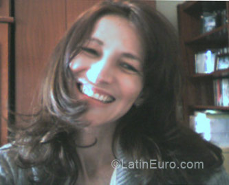 Date this sensual Brazil girl Ana from Curitiba BR3433