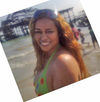 Date this gorgeous United Kingdom girl Yara from bermondsey GB397