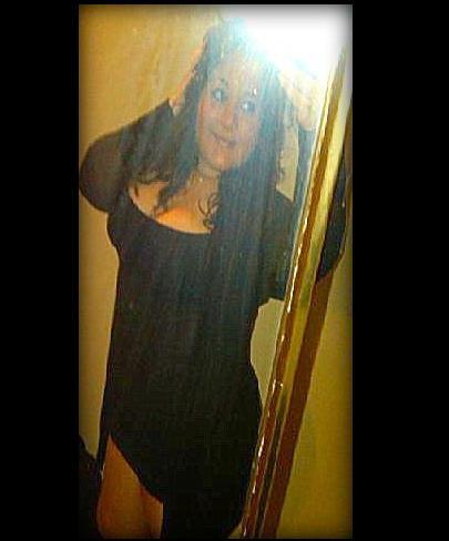 Date this delightful Canada girl Laura from Windsor CA311