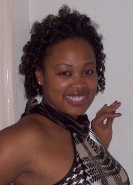 Date this voluptuous United Kingdom girl Anita from London GB429