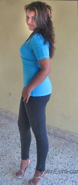 Date this sultry Honduras girl Clary from La Ceiba HN275