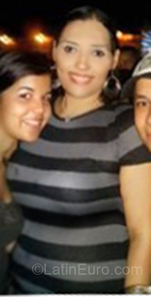 Date this happy Panama girl Carol from Herrera PA65