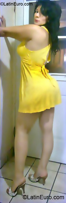 Date this happy Mexico girl Enedina from Hermosillo MX1439