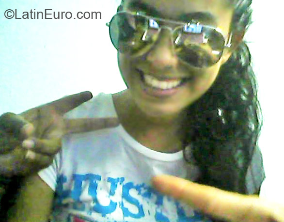 Date this good-looking Panama girl Janet from Panama City PA96