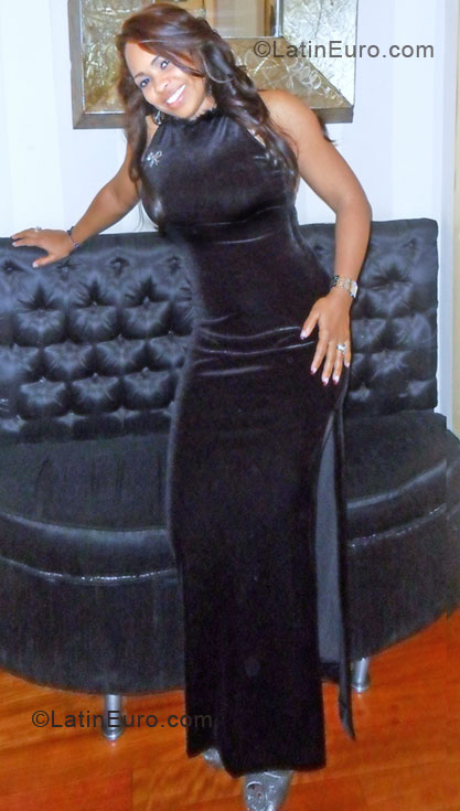 Date this sultry Spain girl Soledad from Madrid ES194