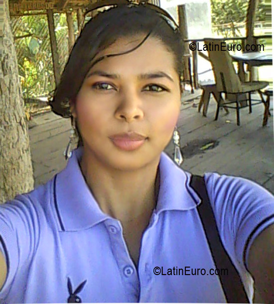 Date this sensual Honduras girl Tifany from Tegucigalpa HN354