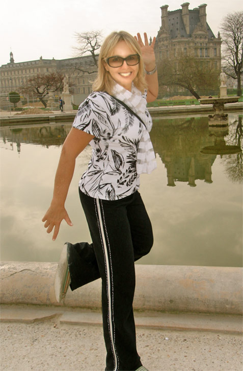 Date this cute Brazil girl Adri from Curitiba BR5848