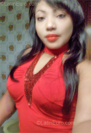 Date this hot Spain girl Jessica2323 from Valencia ES197
