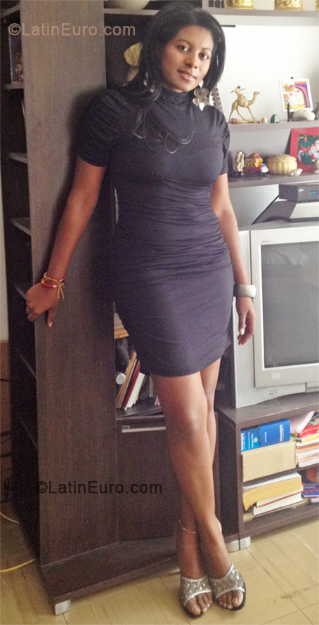 Date this gorgeous Mexico girl Yoss from Mexico City MX587