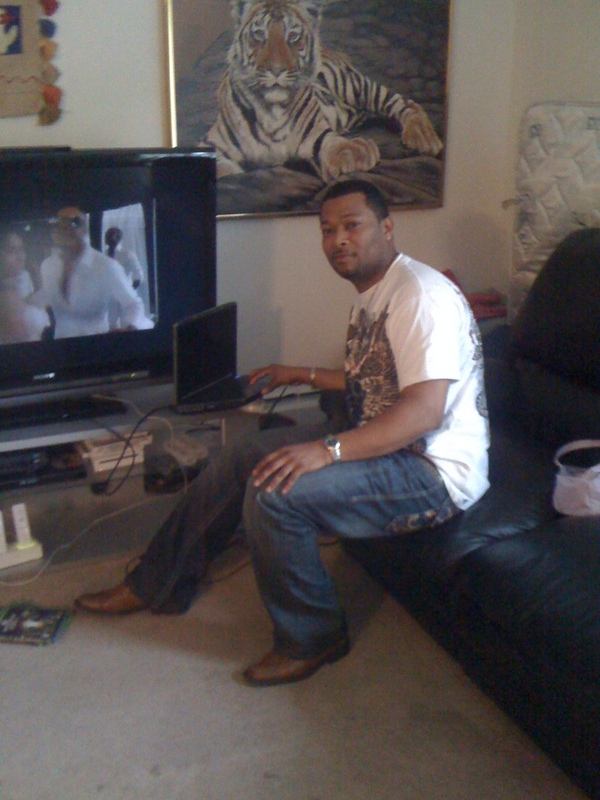 Date this hard body Colombia man Milton from Buenaventura CO7984