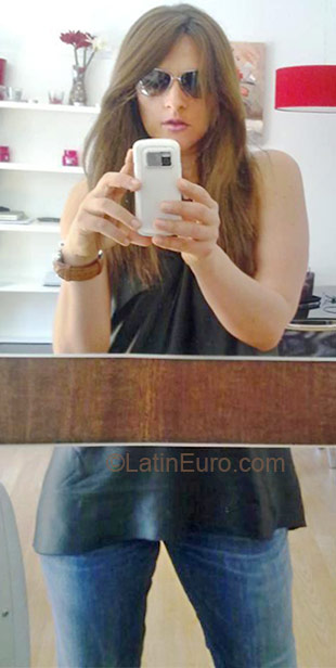Date this exotic Spain girl Carola from Barcelona ES204