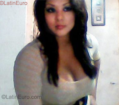 Date this foxy Mexico girl Yoselin from Veracruz MX428