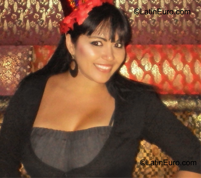 Date this sultry Mexico girl Mabel from Metepec MX460