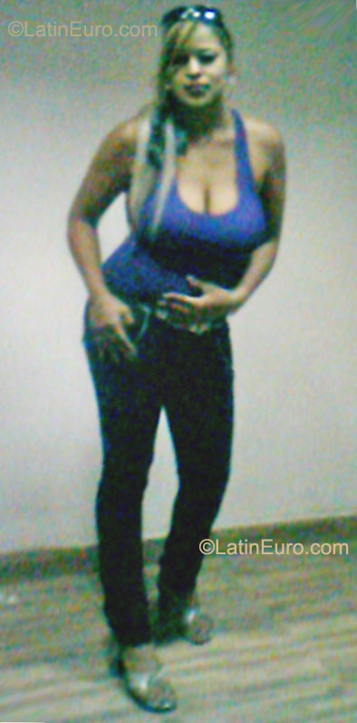 Date this cute Mexico girl Angelyn from Guadalajara MX512