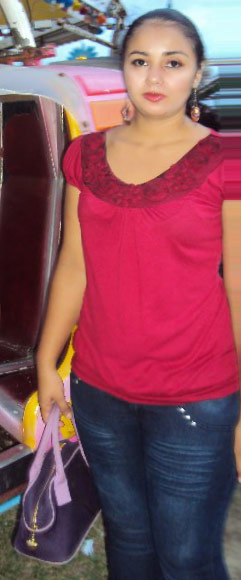 Date this lovely Honduras girl Brenda from San Pedro Sula HN498
