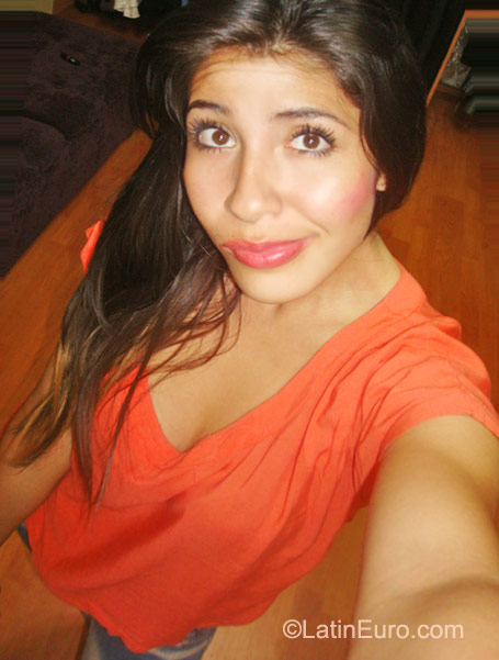 Date this happy Mexico girl Kimberly from Guadalajara MX540